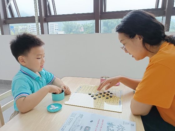 下棋照5_副本.jpg 下棋照5_副本.jpg